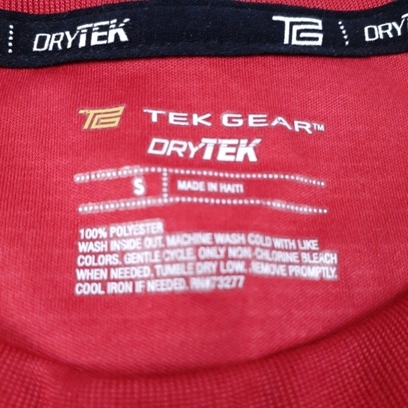 Tek Gear Sleeveless Shirt with Dry Tex Size Small - Picture 2 of 3